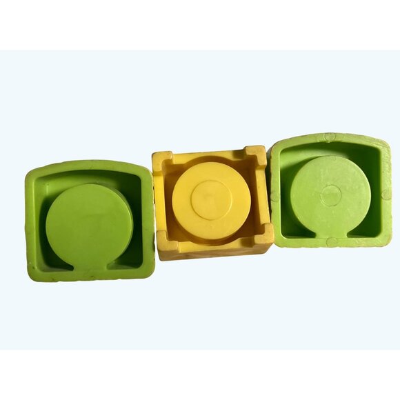 Vintage Fisher-Price Little People Figures & Accessories Set - Picture 11 of 11